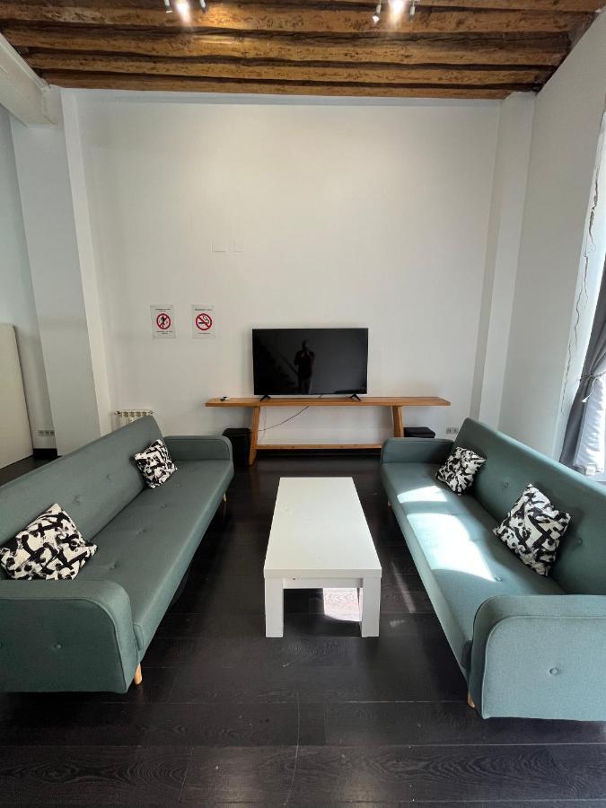 Appartamento Carretas Duplex Exterior Izquierda Madrid Esterno foto
