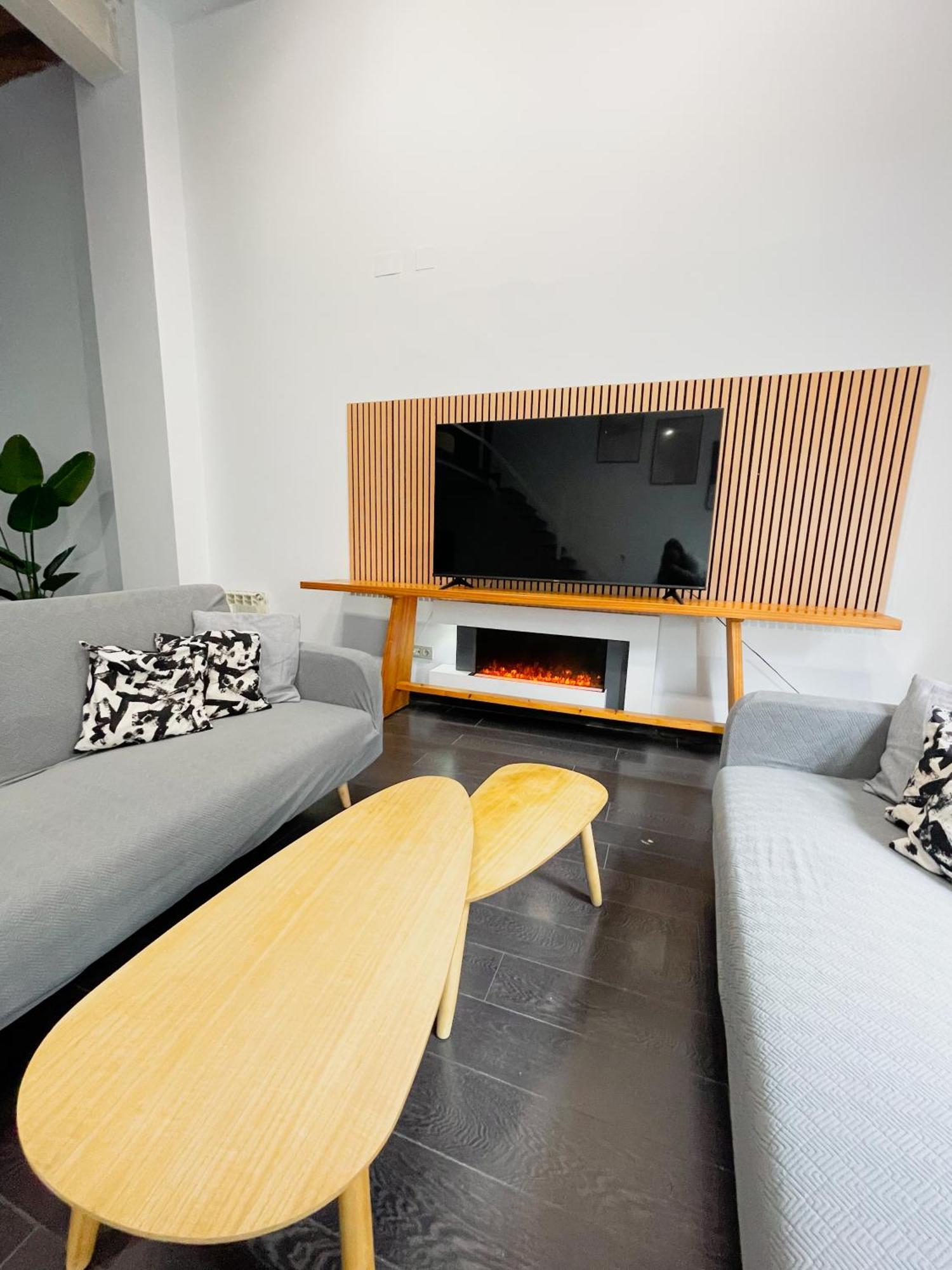 Appartamento Carretas Duplex Exterior Izquierda Madrid Esterno foto