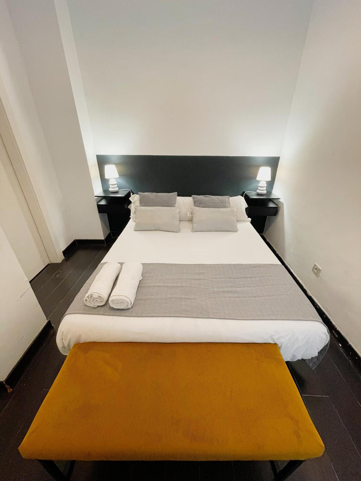 Appartamento Carretas Duplex Exterior Izquierda Madrid Esterno foto