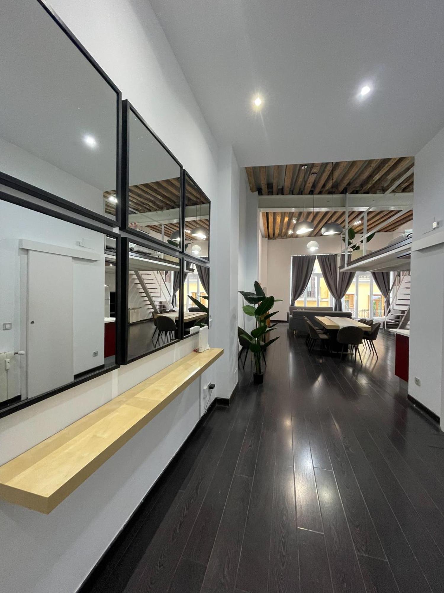 Appartamento Carretas Duplex Exterior Izquierda Madrid Esterno foto
