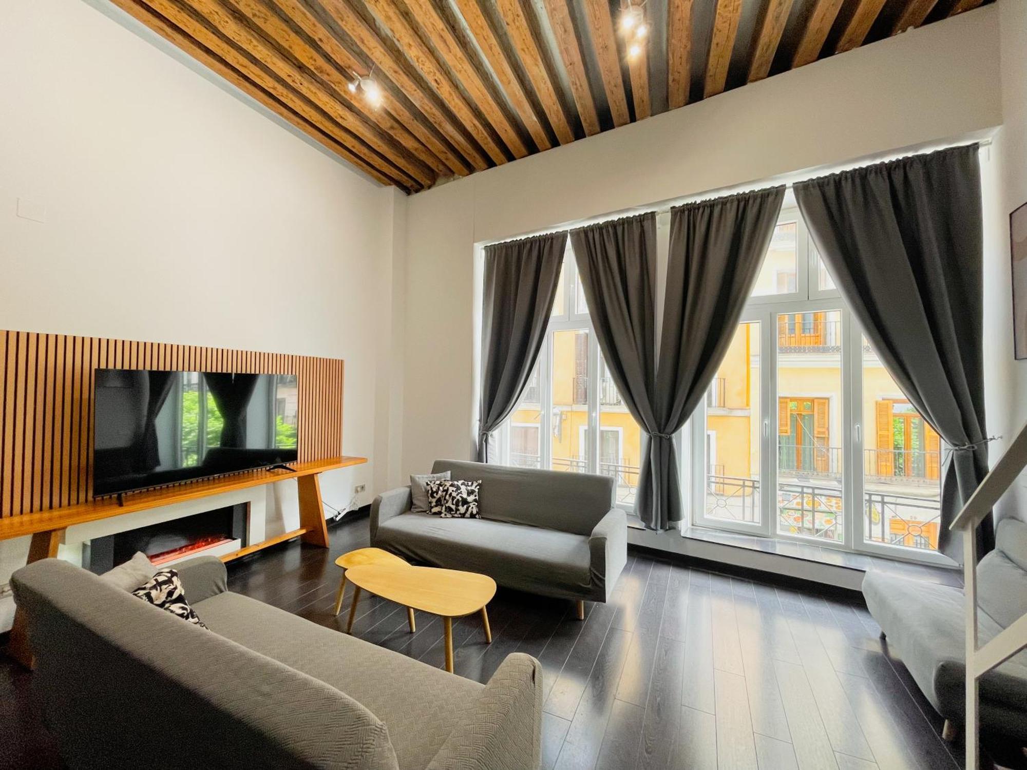 Appartamento Carretas Duplex Exterior Izquierda Madrid Esterno foto