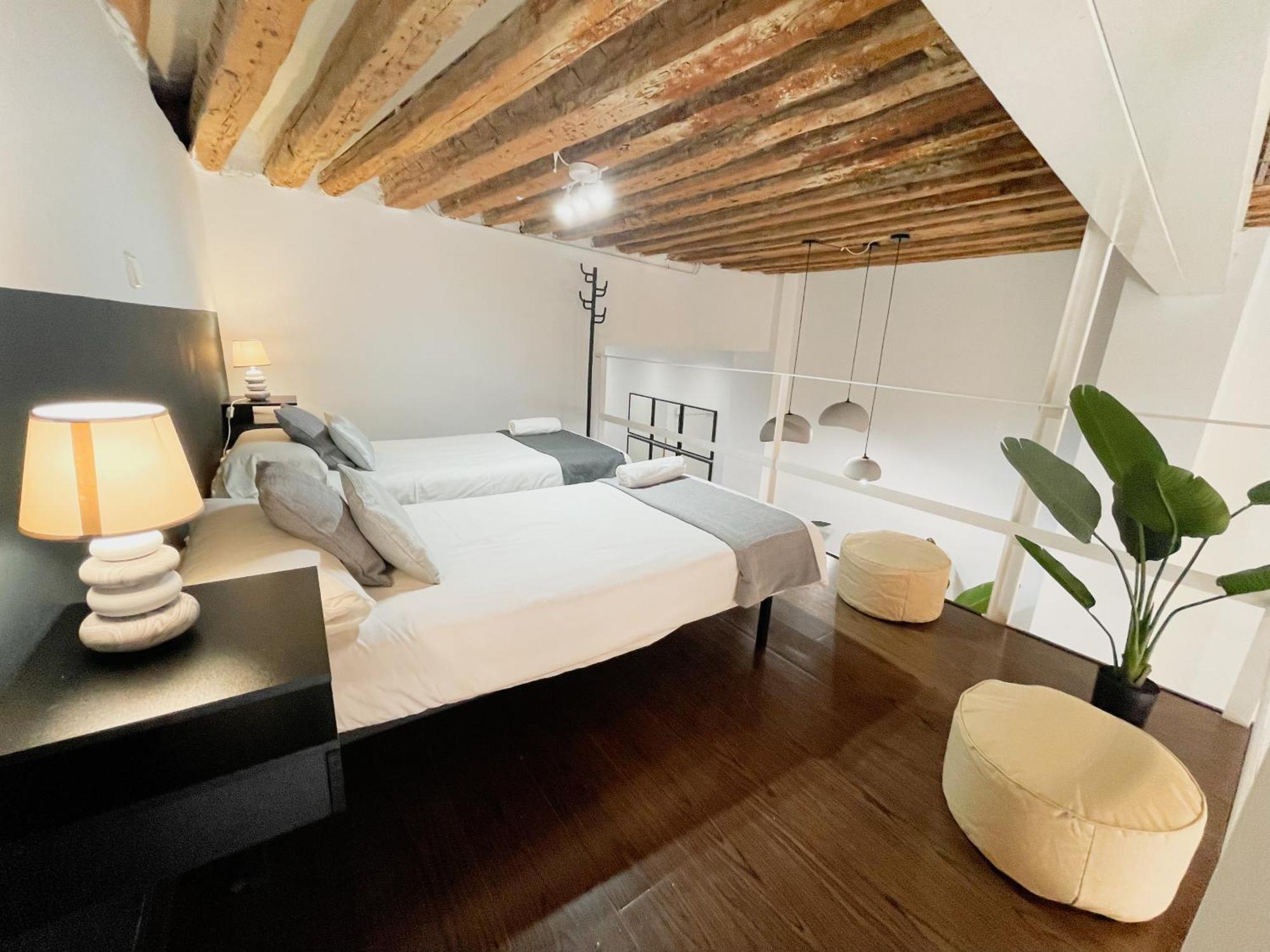 Appartamento Carretas Duplex Exterior Izquierda Madrid Esterno foto